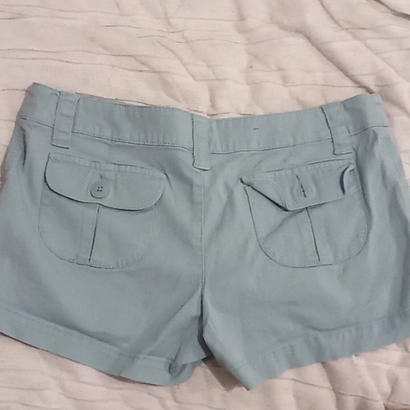 Teal low waisted shorts - Picture 2 of 3